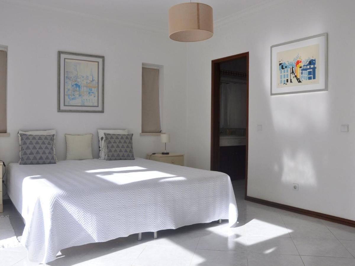Comfortable Holiday Home In Vilamoura With Pool Exterior foto